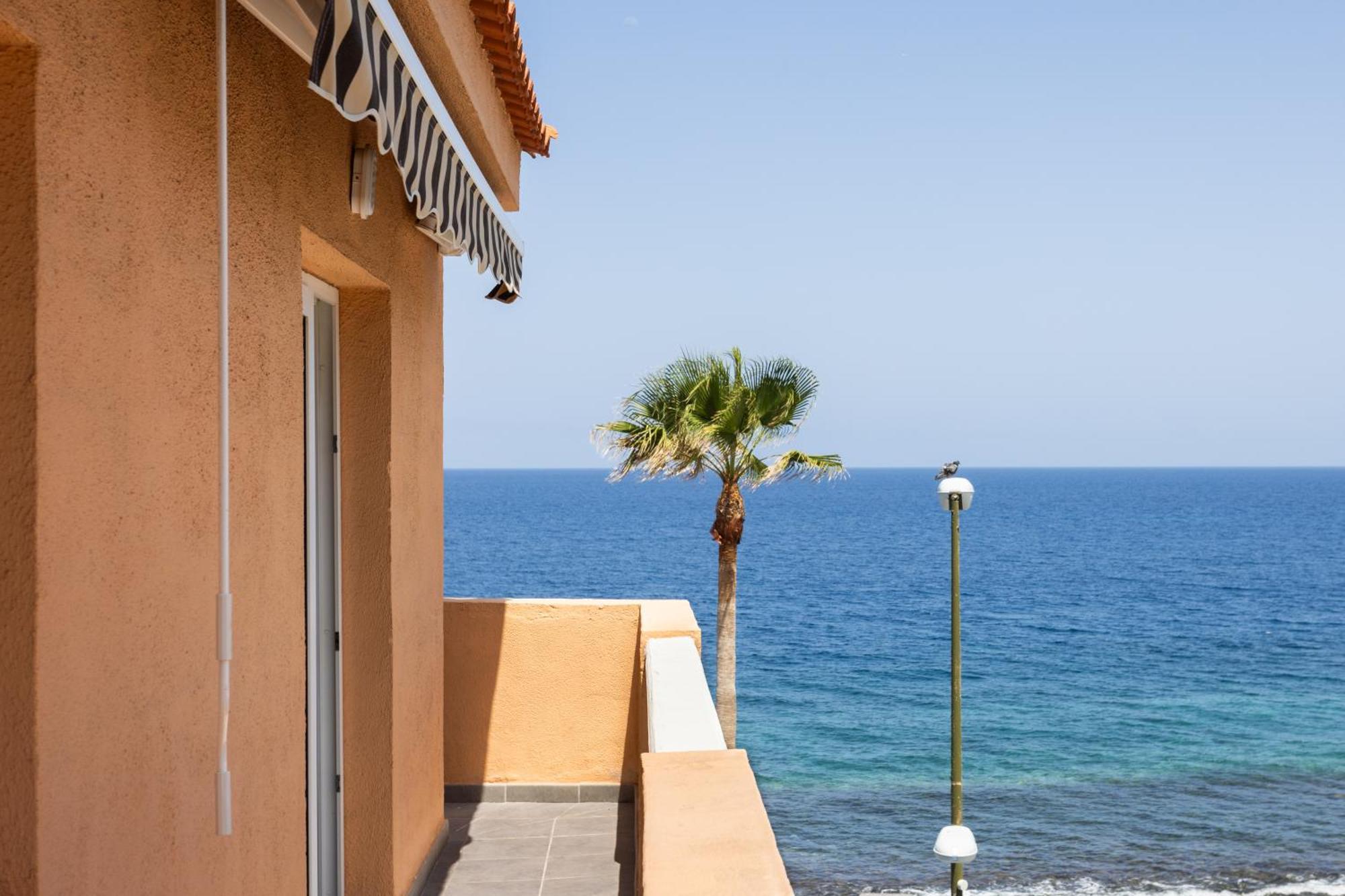 Home2Book Stunning Sea Front Caletillas, Pool Candelaria Dış mekan fotoğraf